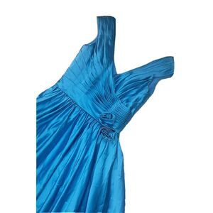 Teen Prom Allure Dress Ball Gown # 1417 turquoise size 14 NWT